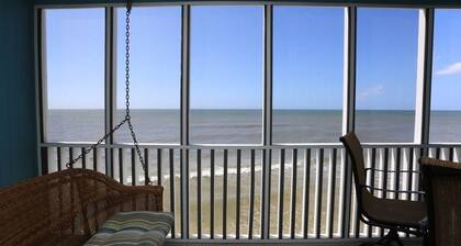 Beach Therapy on the Cape Apartment 3 Bedroom