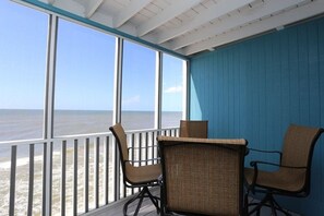 House, 3 Twin Beds (Beach Therapy on the Cape) | Balcony