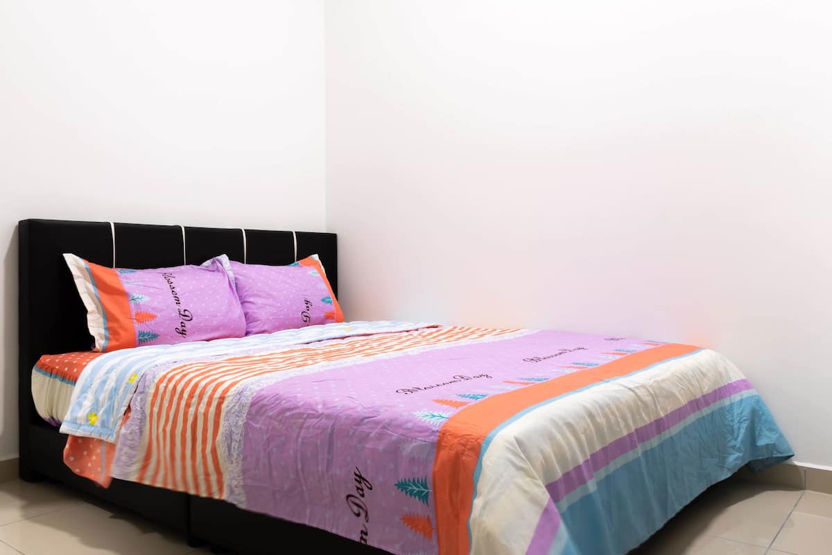 economy apartment, multiple beds, non smoking | 3 bedrooms, blackout curtains, iron/ironing board, free wifi