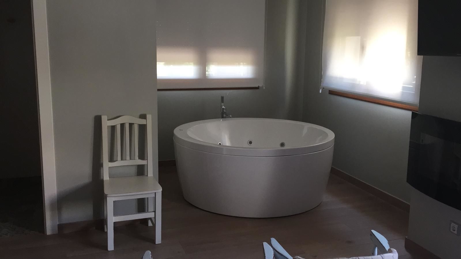 Suite | Banyera d'hidromassatge privada