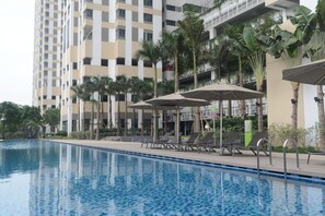 2 outdoor pools - La Casa We Stay (Ho Chi Minh City)