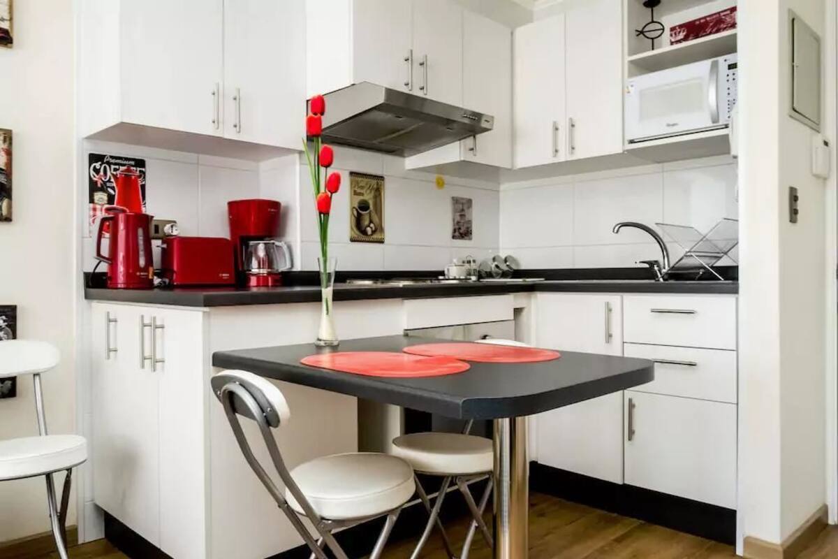 City Apartment, 1 Bedroom, Private Bathroom, Tower (A3D) | Private kitchen | Full-sized fridge, microwave, oven, stovetop