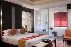 Luxury Suite | 1 bedroom, minibar, in-room safe, individually decorated - Palette Bangkok Natural Resort and Spa (Bangkok)