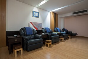 Sauna, hot tub, steam room, mud baths, hot stone massages - Palette Bangkok Natural Resort and Spa (Bangkok)