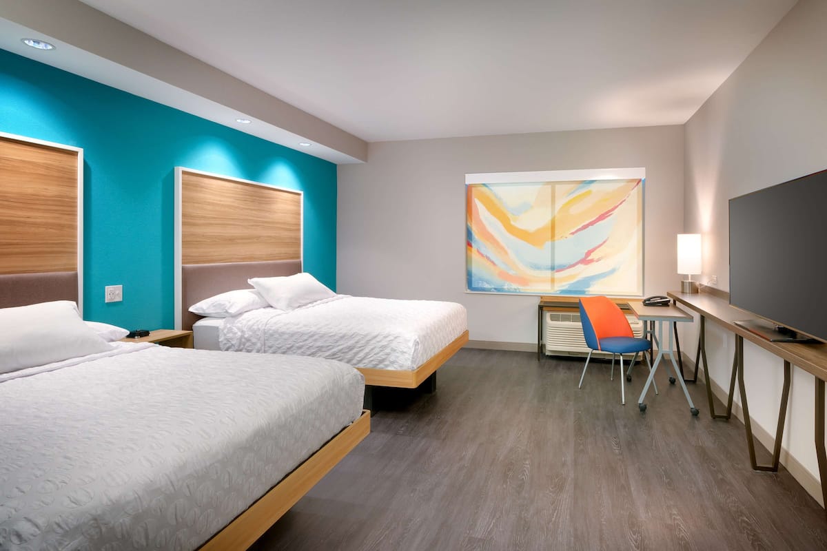 客房内保险箱、遮光窗帘、熨斗/熨衣板、婴儿床