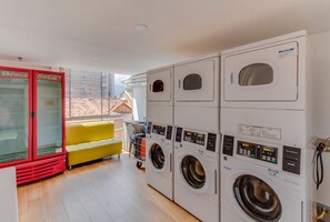 Laundry room - Depto. con vistas a la ciudad-1309 (Medellín)