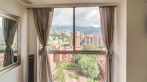 Apartemen, 1 kamar tidur | Pemandangan dari kamar