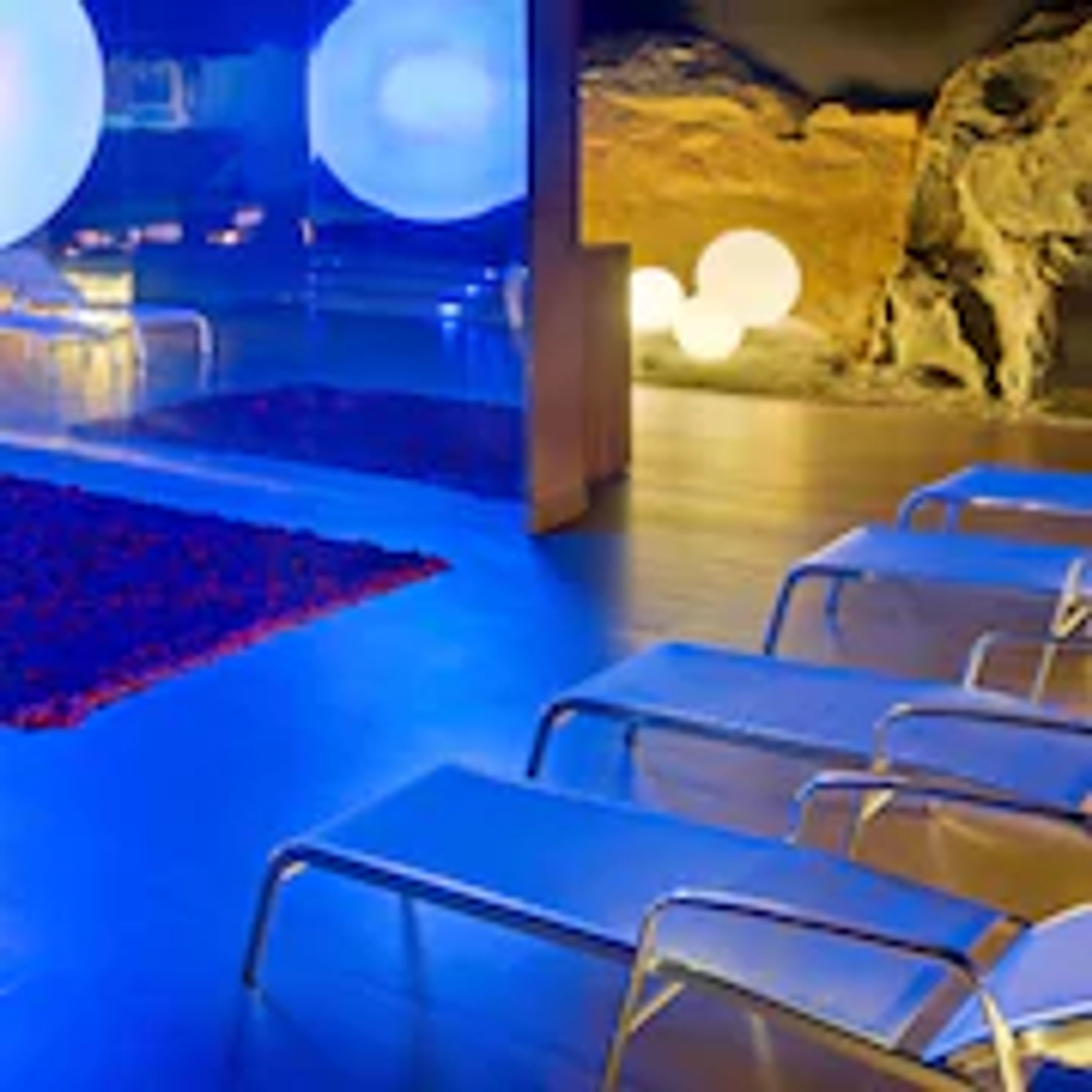 couples treatment room(s), sauna, hot tub, steam room