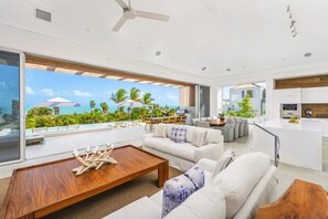 Long Bay 5 Bedroom Villa | Premium bedding, down duvets, pillow-top beds, in-room safe - Beach Enclave (Providenciales)