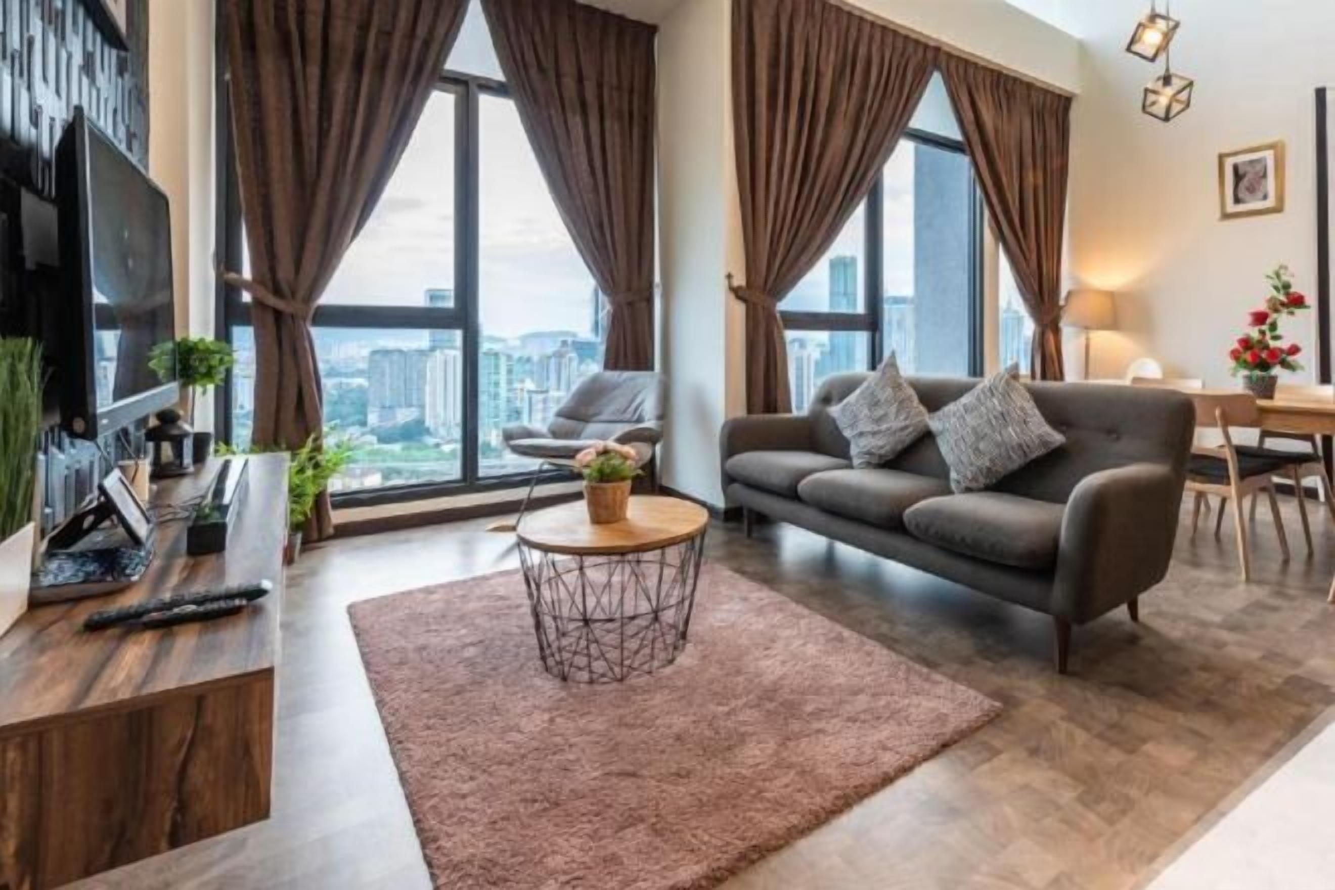 Zona de estar | Una televisión de pantalla plana