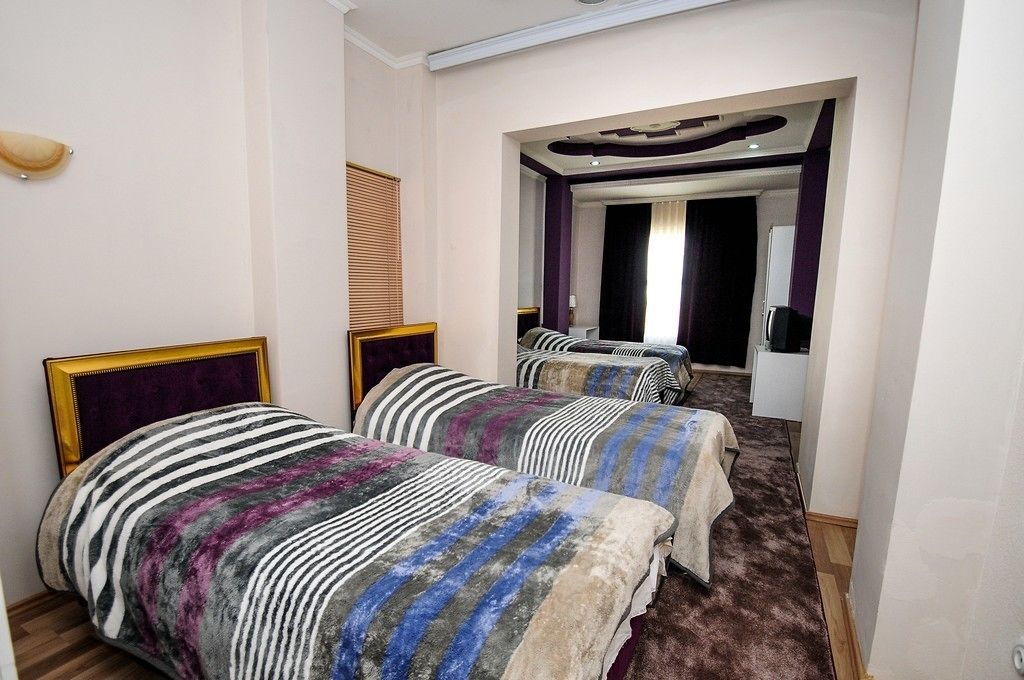 Phòng 4 | Bàn, bàn ủi/dụng cụ ủi quần áo, truy cập Internet không dây miễn phí 