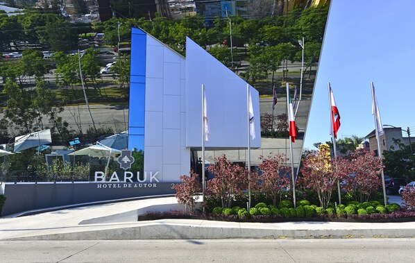 Entrée de l’hébergement