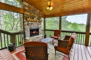 Apartment | Terrace/patio