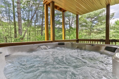 CHEROKEE SUNRISE LODGE Apartment 4 NEVAEH CABIN RENTALS