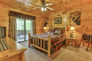 Apartment | Iron/ironing board, free WiFi - CHEROKEE SUNRISE LODGE Apartment 4 NEVAEH CABIN RENTALS (Mineral Bluff)