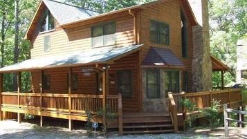 Apartment | Front of property