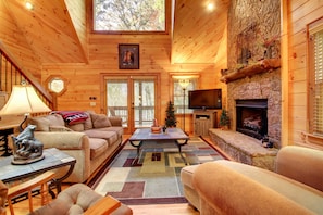 Apartment | Living area | TV, fireplace - SERENITY WOODS Apartment 3 NEVAEH CABIN RENTALS (Mineral Bluff)