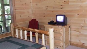 Apartment | Iron/ironing board, free WiFi