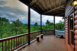 Terrace/patio - Wild Things Nevaeh Cabin Rentals (Blue Ridge)