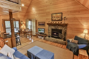 Apartment | Living area | Fireplace - CAMP RISING FISH-NEVAEH CABIN RENTALS (Mineral Bluff)