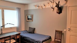 Apartment, 3 Bedrooms | 3 bedrooms, desk, blackout curtains, iron/ironing board