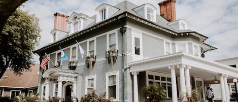 Bagian depan properti