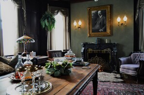 Interior - 300 Clifton (Minneapolis)