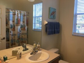 Apartment, 3 Bedrooms | Bathroom | Towels - Windsor Palms Resort (Kissimmee)