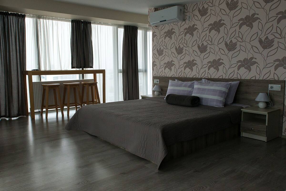 Superior Apartment, City View