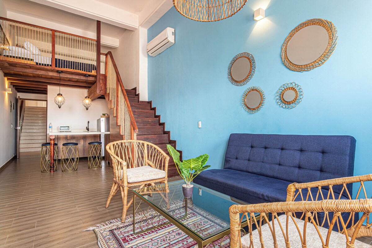 Comfort Duplex, Multiple Beds | Living area
