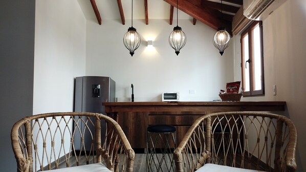 Studio, Multiple Beds | Private kitchenette | Fridge, stovetop, cookware/dishes/utensils - Soy Local Centro Historico (Cartagena)