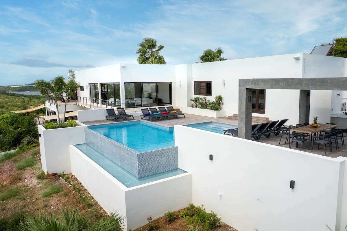 Deluxe Villa, Multiple Bedrooms, Non Smoking