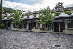 บริเวณภายนอก