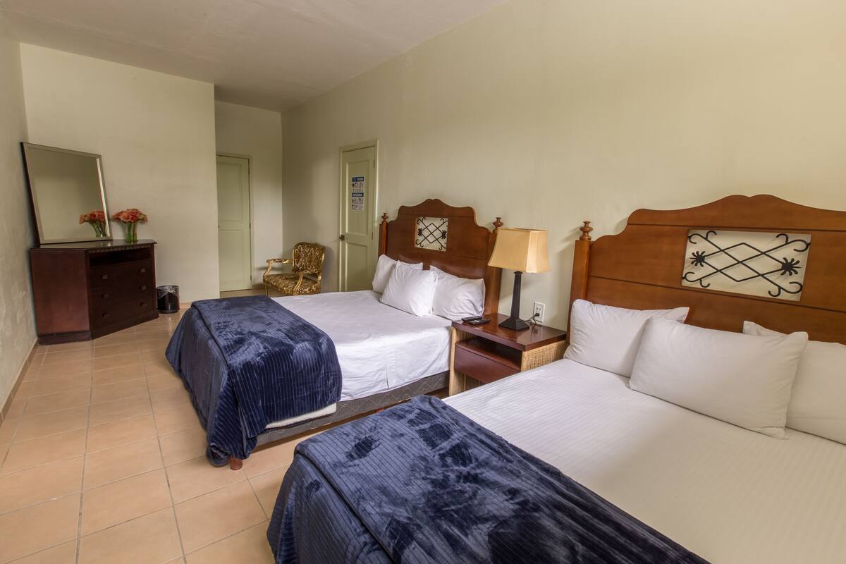 Double Room, 2 Double Beds, Non Smoking