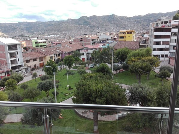 Family House, 2 Bedrooms, Non Smoking, Private Bathroom | Balcony - Killa House Lucrepata (Cusco)