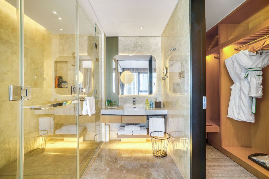 suite, multiple beds | 1 bedroom, premium bedding, minibar, in-room safe