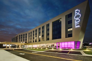 The Rose Chicago, Tapestry Collection by Hilton