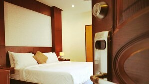Deluxe Room, 1 Bedroom, Non Smoking, Refrigerator - Skama Residency (Pattaya)