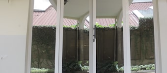 Les Flamants Rose - Gulfview