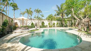 Piscina externa