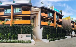 Property entrance - Pool Suite Chiang Mai (Hang Dong)