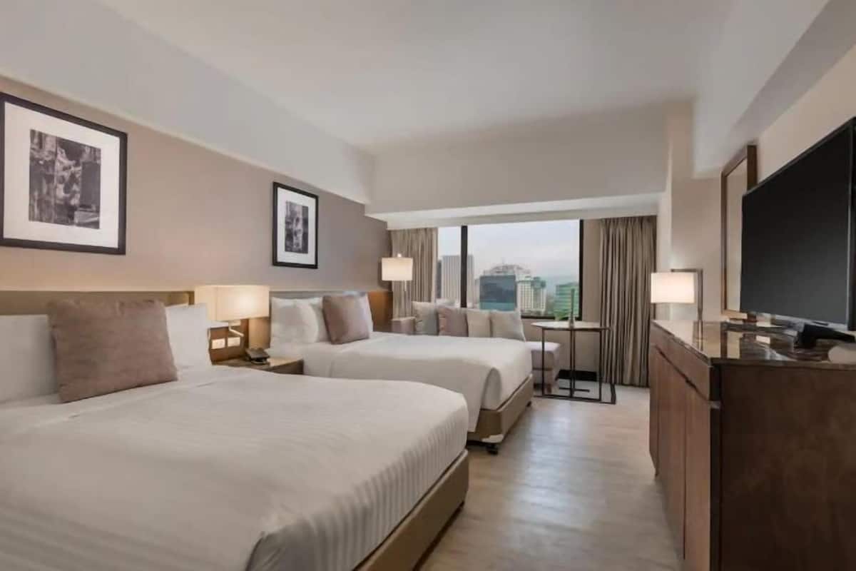 1 bedroom, minibar, in-room safe, desk