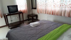 Standard Double Room  | Free WiFi - Sanikul Resort (Mae Chan)