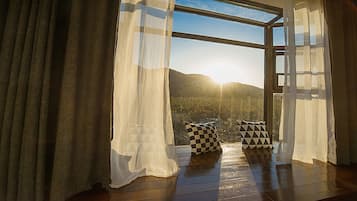 Superior Double Room | Desk, blackout drapes, free WiFi