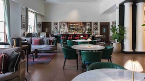Bar (on property) - DLF Club 3 (Gurugram)
