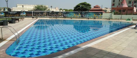 Outdoor pool, pool umbrellas