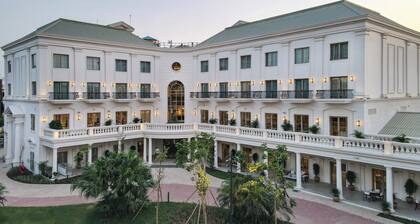 DLF Club 4