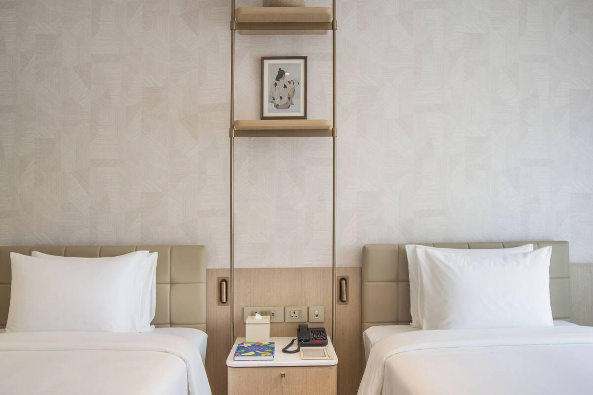 Premium Twin Room | Rollaway beds, free WiFi