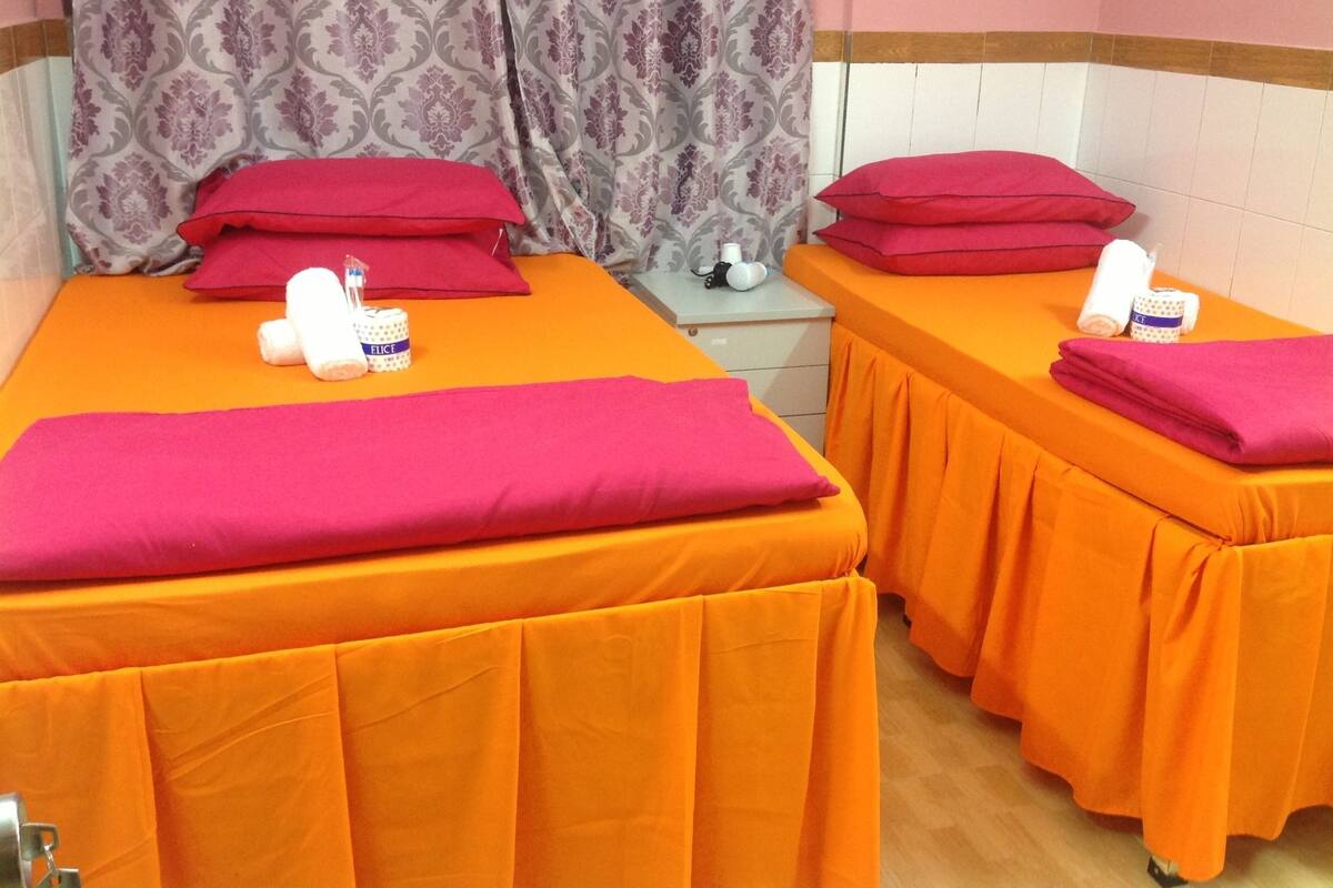 Coffres-forts dans les chambres, bureau, rideaux occultants