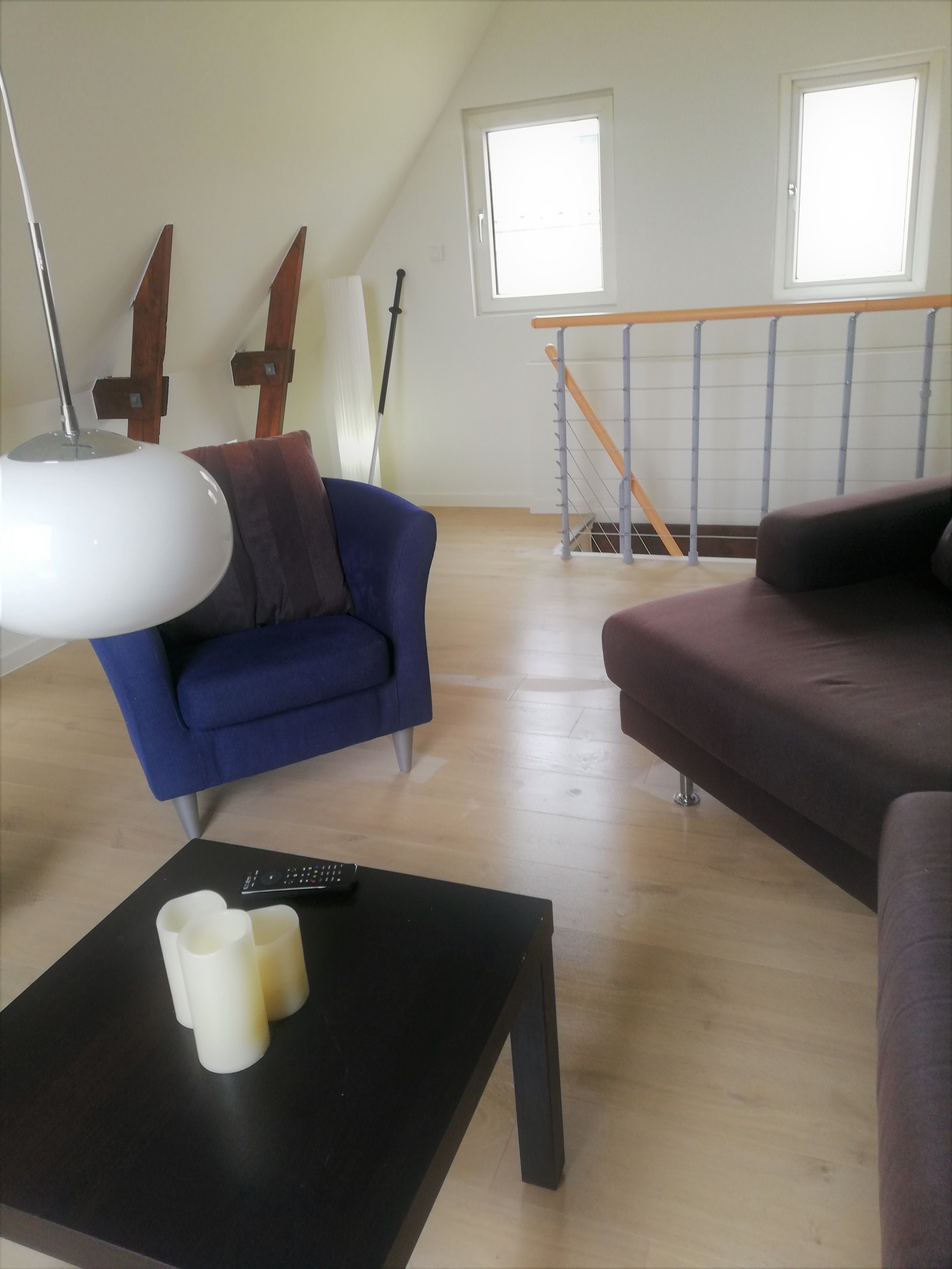 basic apartment, multiple beds | living room | flat-screen tv, netflix